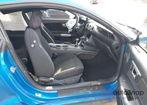 2021 Ford Mustang Ecoboost Fastback z USA, uszkodzony, nr VIN 1FA6P8TH7M5133956